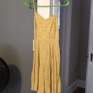 Women’s yellow sun dress